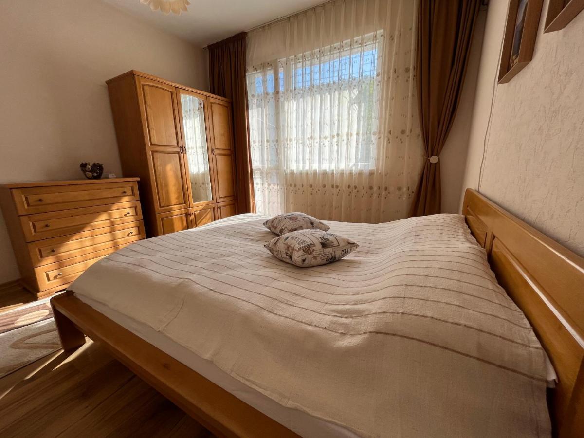 Apartment Acacia Varna Exterior photo